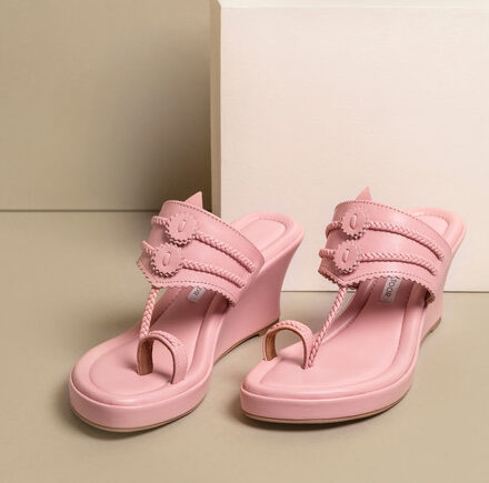 baby pink heeled kolapuri's