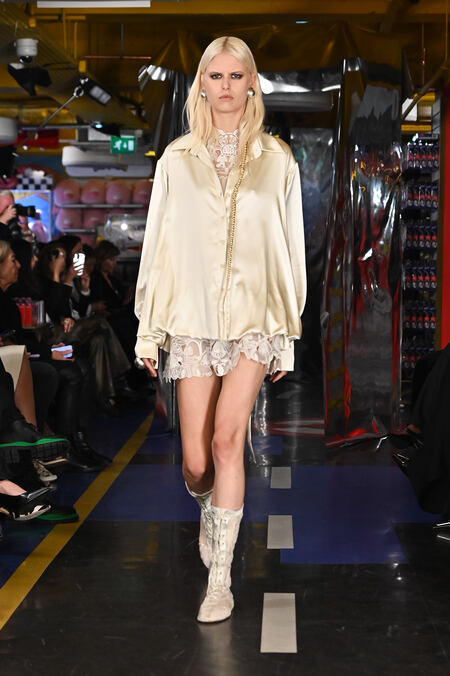 Anamika Khanna AK|OK London Fashion Week 1.