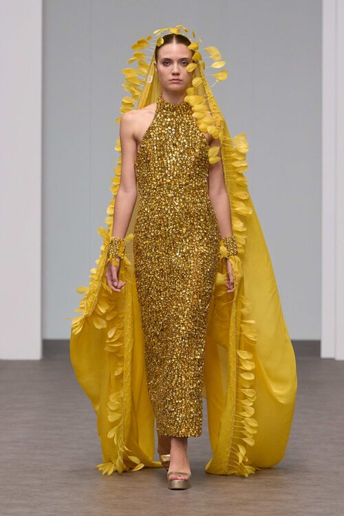 gold embellished dress with Chunni by ITRH showcased at dubai fashion week