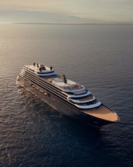 Luminara Ritz carlton yacht collection 2