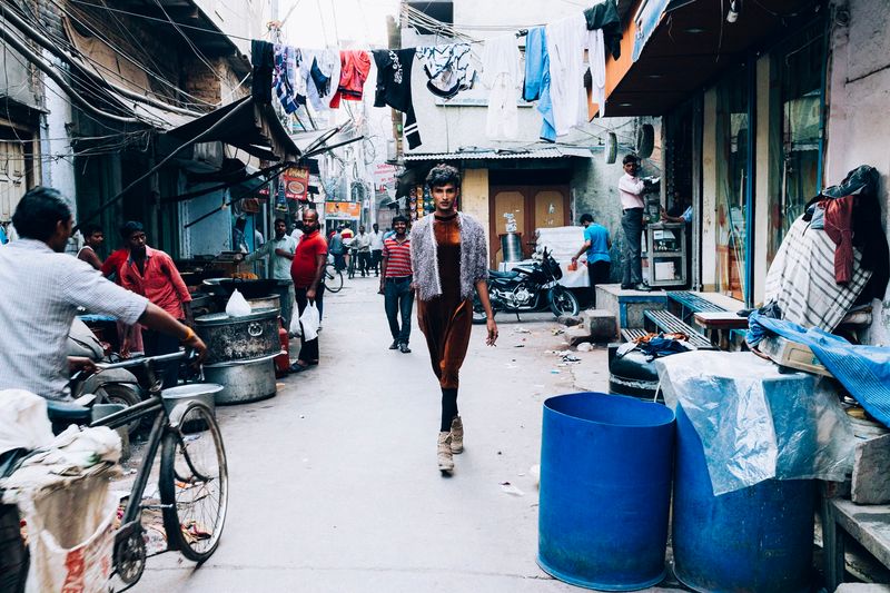 Varun Khandare, Divya Roop and Juhi Taneja explore public reactions to gender neutrality on the streets of Delhi, for currentMood, indian online magazine 2